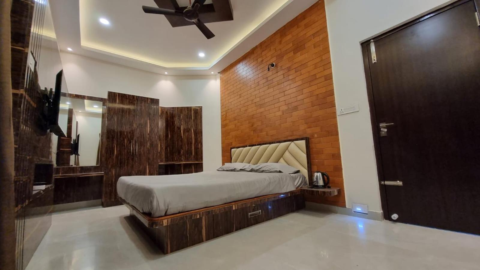 Melody Inn Luxury Home Stay Yercaud Room photo